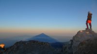 Refugio Altavista – Pico Teide (3.718 m.) – Pico Viejo (3.135 m.) – Roques de García – Parador Las Cañadas del Teide