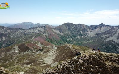 Salentinos – Alto de la Fatirona (1.820 m) – Alto de la Carranca (1.888 m) – Pico Chao (2.046 m) – Pico Braña La Pena (2.101 m) – Peña Valdiglesia (2.134 m) – Alto de los Grillos (1.952 m)